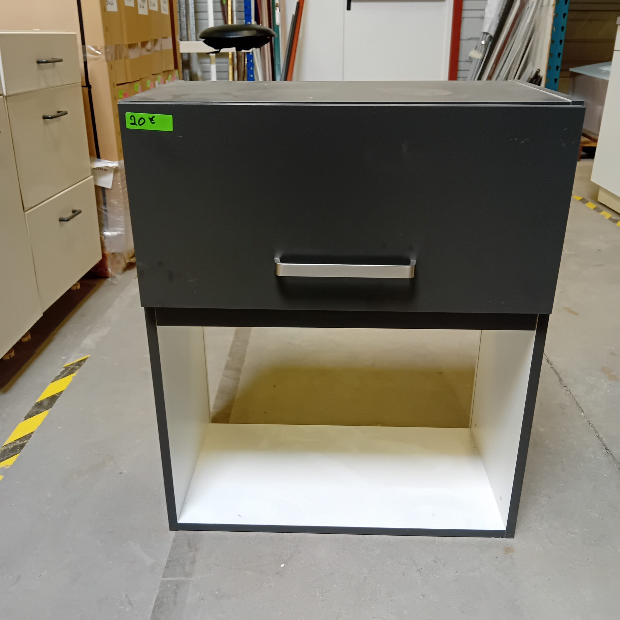 17581892043131399782080423392048