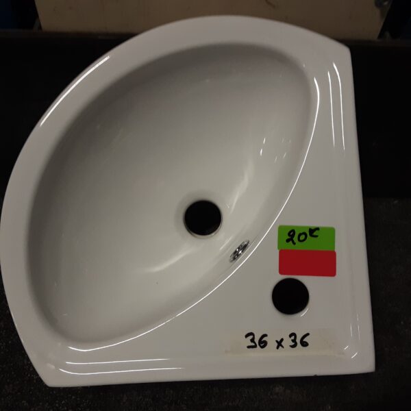 Lavabo d'angle 36x36
