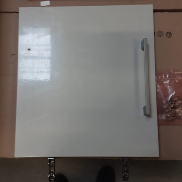 Porte de placard 35.8x40