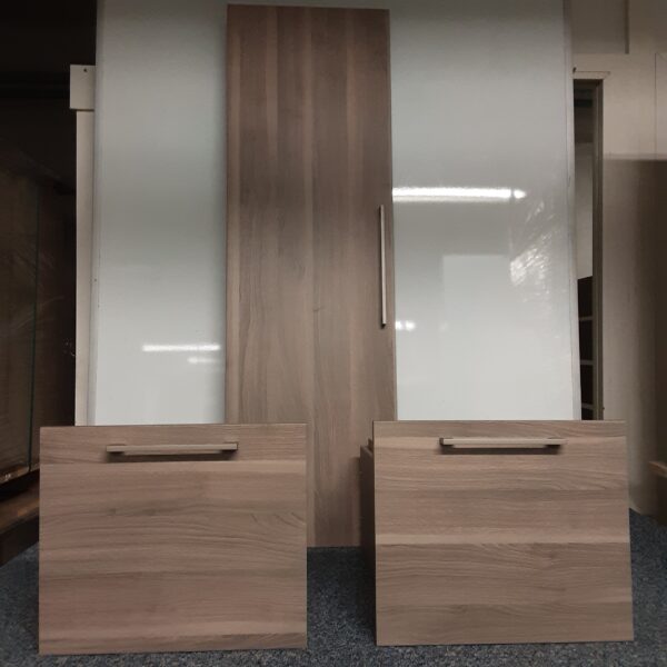 1 porte battante .6 H128.6 + 2 tiroirs L39.6 H33.6 P47