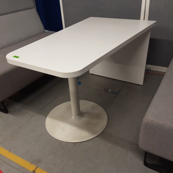 Table blanche 140x80
