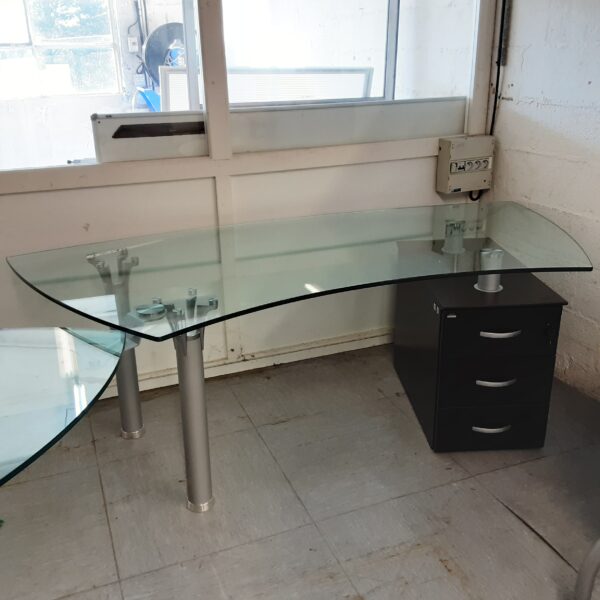 Grand bureau en verre