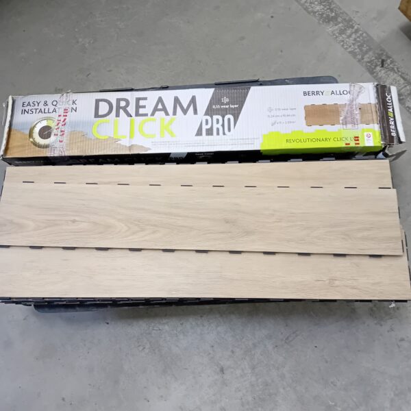 Sol vinyle 5 mm 91.44*15.24 ≃5.5M² BERRY ALLOC